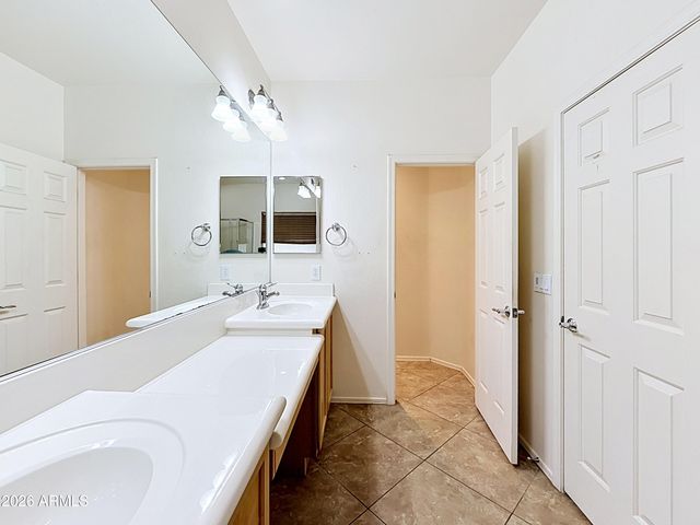 17961 W Lawrence Lane, Waddell, AZ 85355