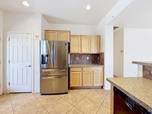 17961 W Lawrence Lane, Waddell, AZ 85355