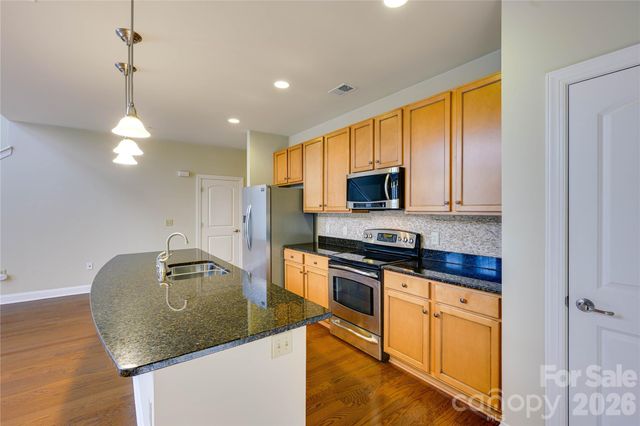 120 Steinbeck Way F, Mooresville, NC 28117