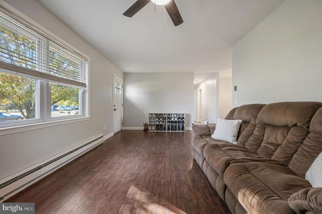 13 LEGEND LN, Houston, DE 19954