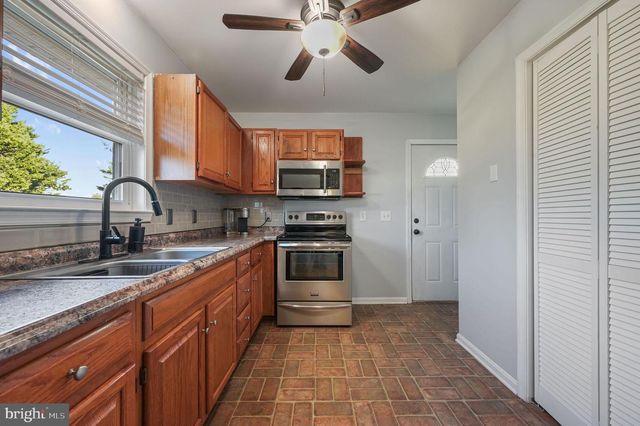 13 LEGEND LN, Houston, DE 19954