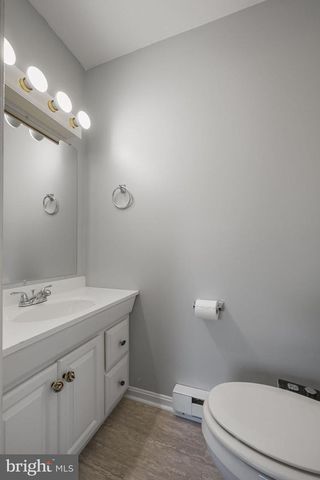 13 LEGEND LN, Houston, DE 19954