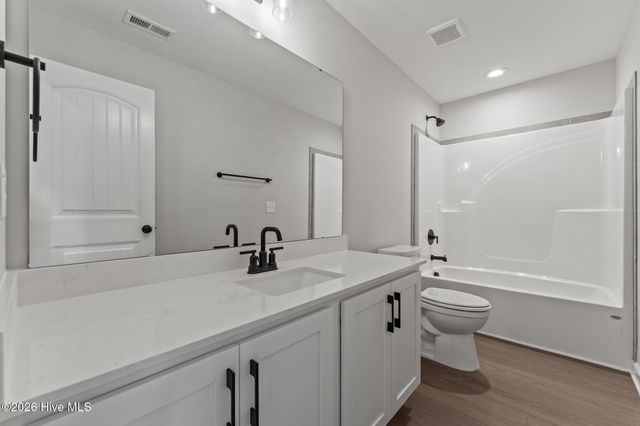 258 Rough Ridge Trail 72, Aberdeen, NC 28315