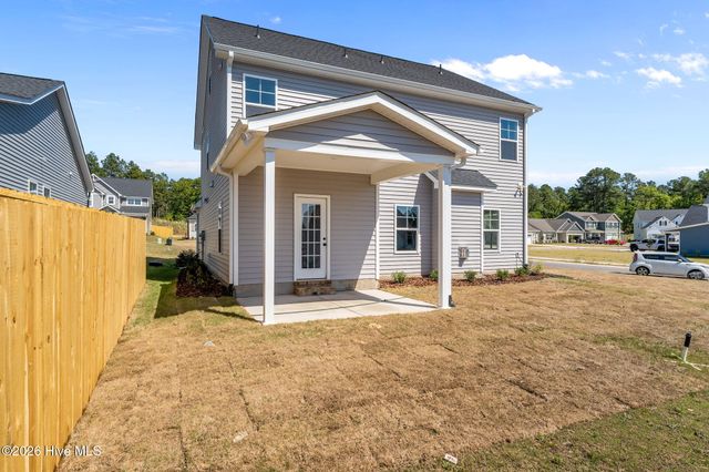 258 Rough Ridge Trail 72, Aberdeen, NC 28315