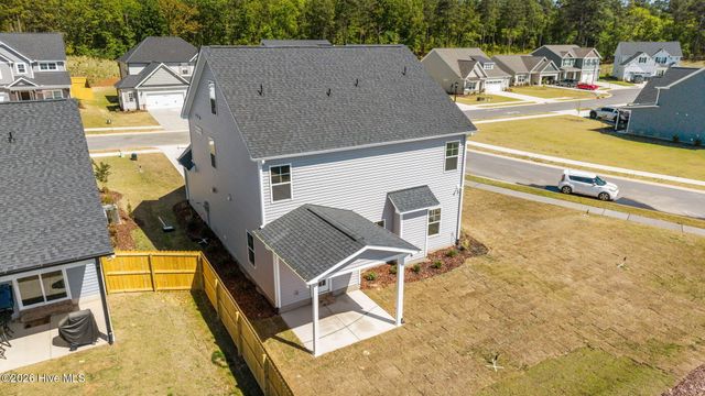 258 Rough Ridge Trail 72, Aberdeen, NC 28315