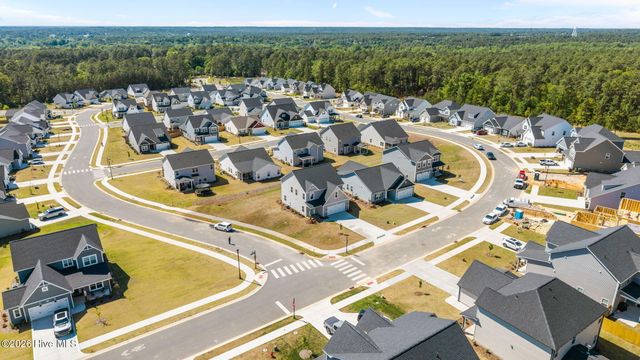 258 Rough Ridge Trail 72, Aberdeen, NC 28315