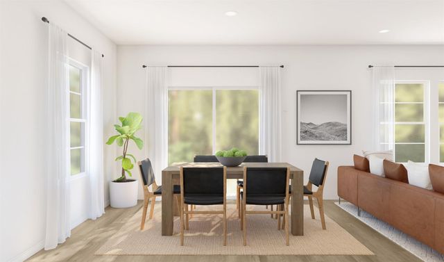 1152 Tres Picos Dr, Yuba City, CA 95993