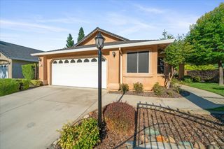 693 Yolla Bolly Trail, Redding, CA 96003