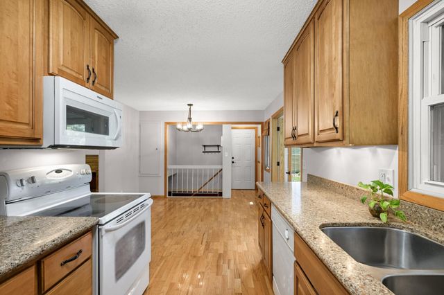 15008 Cherry Lane, Burnsville, MN 55306