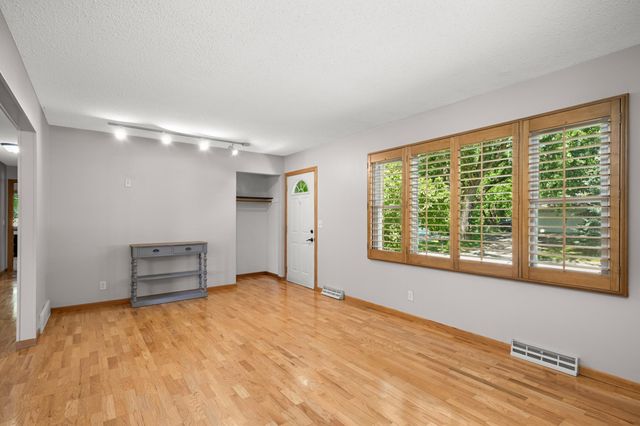 15008 Cherry Lane, Burnsville, MN 55306