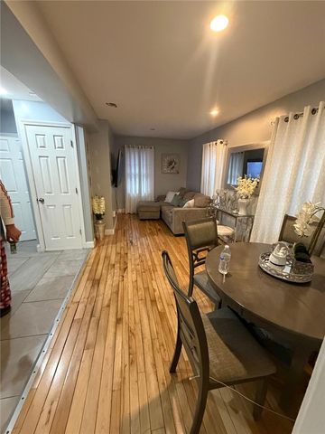 876 Douglas Avenue, Providence, RI 02908