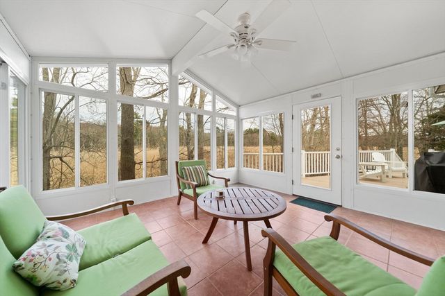 5 Carpenter Ln, Marshfield, MA 02050