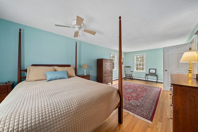 5 Carpenter Ln, Marshfield, MA 02050