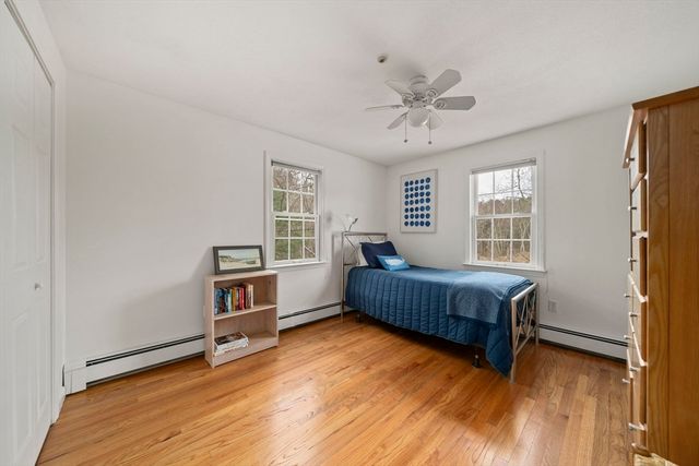 5 Carpenter Ln, Marshfield, MA 02050
