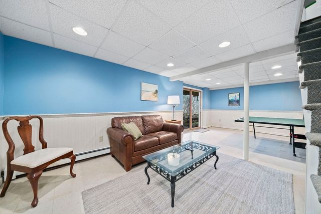 5 Carpenter Ln, Marshfield, MA 02050