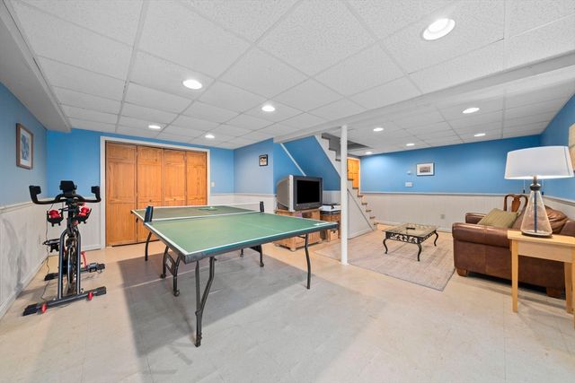 5 Carpenter Ln, Marshfield, MA 02050