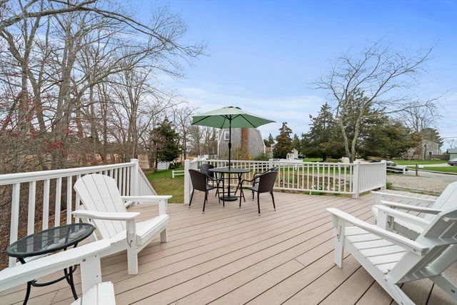 5 Carpenter Ln, Marshfield, MA 02050