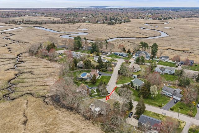5 Carpenter Ln, Marshfield, MA 02050