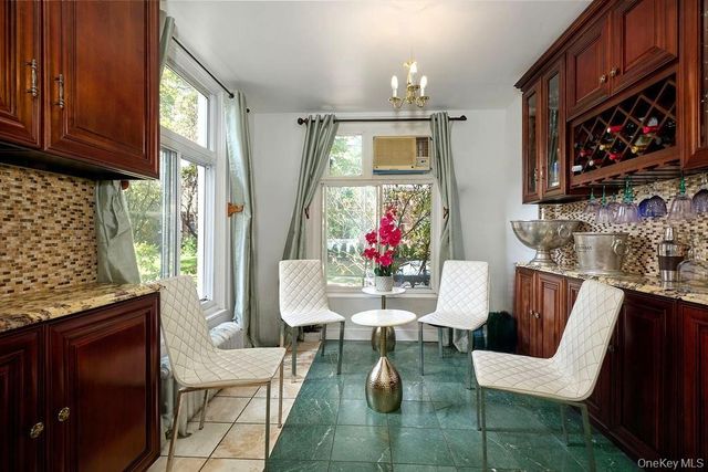70 Frederick Place, Mount Vernon, NY 10552