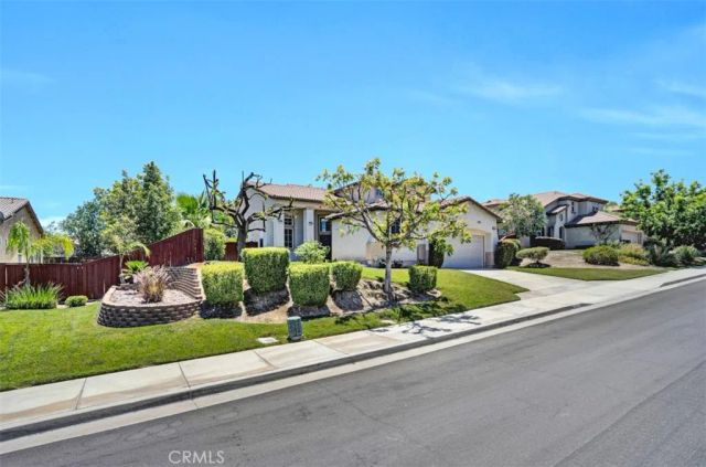 2411 Menlo Avenue, San Jacinto, CA 92583