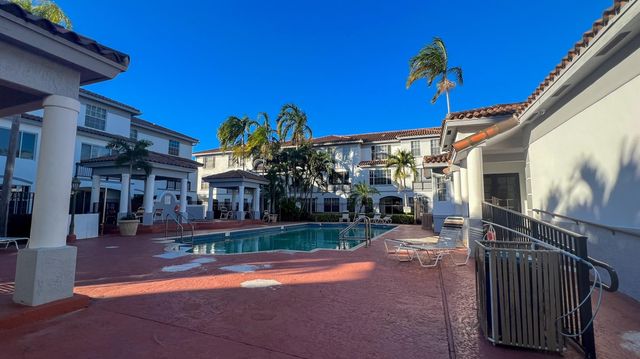 735 SW 148th Avenue 1702, Sunrise, FL 33325