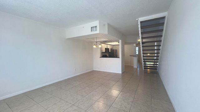 735 SW 148th Avenue 1702, Sunrise, FL 33325