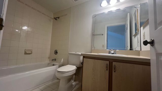 735 SW 148th Avenue 1702, Sunrise, FL 33325