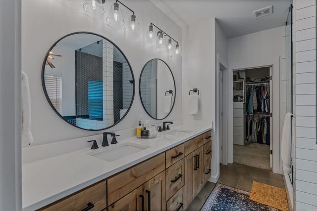 305 W Cross Street, Benton, AR 72015