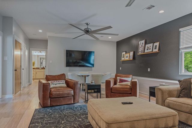 305 W Cross Street, Benton, AR 72015