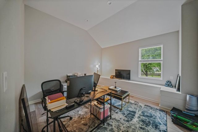 305 W Cross Street, Benton, AR 72015