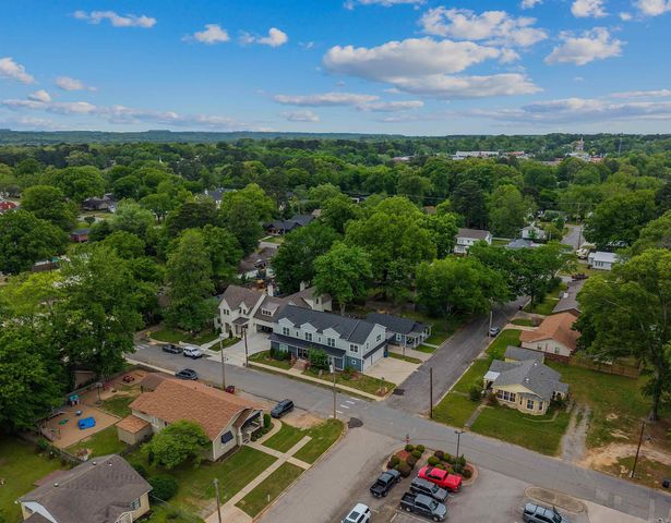 305 W Cross Street, Benton, AR 72015