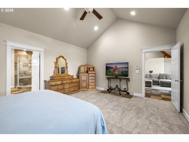 16302 S UNION MILLS Rd, Mulino, OR 97042