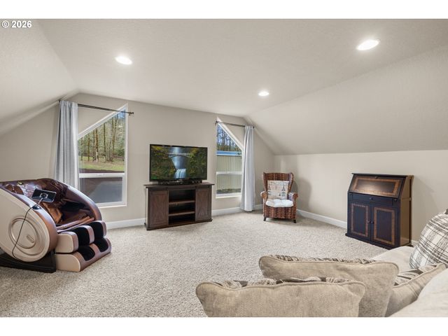 16302 S UNION MILLS Rd, Mulino, OR 97042