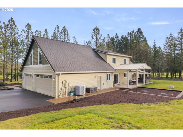 16302 S UNION MILLS Rd, Mulino, OR 97042