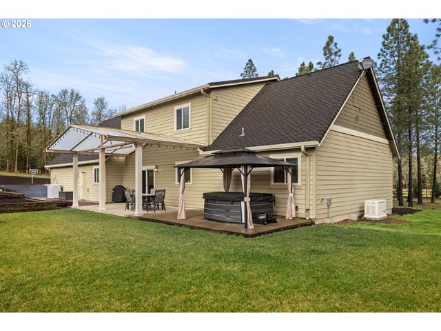 16302 S UNION MILLS Rd, Mulino, OR 97042