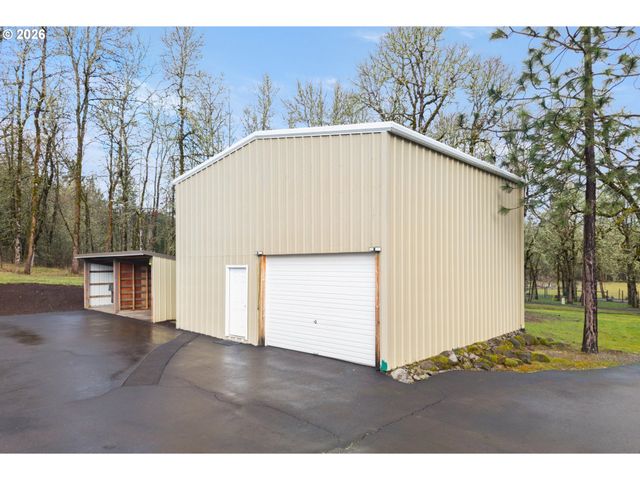 16302 S UNION MILLS Rd, Mulino, OR 97042