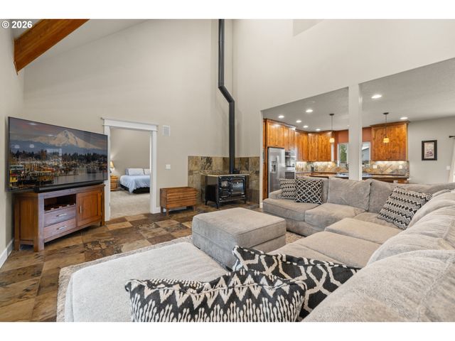 16302 S UNION MILLS Rd, Mulino, OR 97042