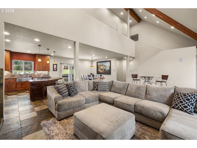 16302 S UNION MILLS Rd, Mulino, OR 97042