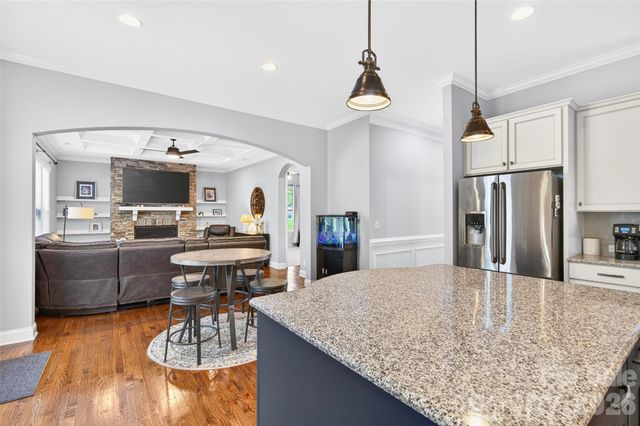 6410 Willow Farm Drive, Denver, NC 28037
