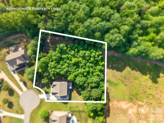 6410 Willow Farm Drive, Denver, NC 28037