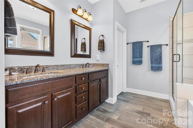 6410 Willow Farm Drive, Denver, NC 28037
