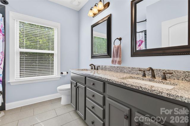 6410 Willow Farm Drive, Denver, NC 28037