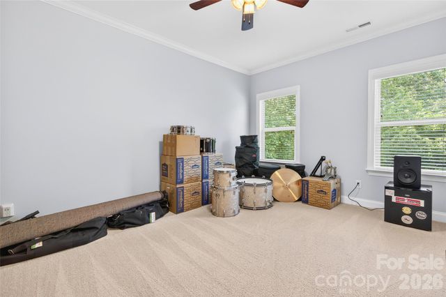 6410 Willow Farm Drive, Denver, NC 28037