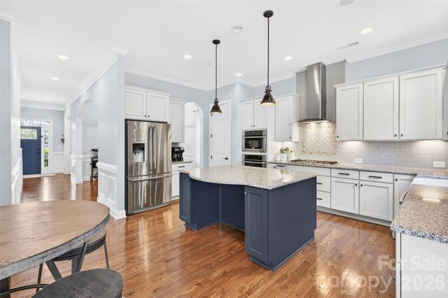 6410 Willow Farm Drive, Denver, NC 28037