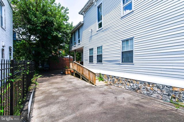 1512 GOOD HOPE (MARION BARRY AVE) RD SE, Washington, DC 20020