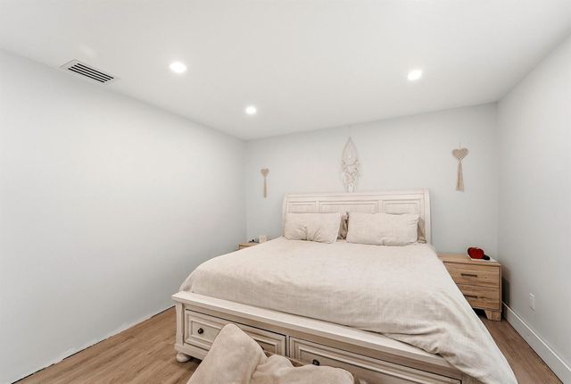 11700 NW 27th Street, Plantation, FL 33323