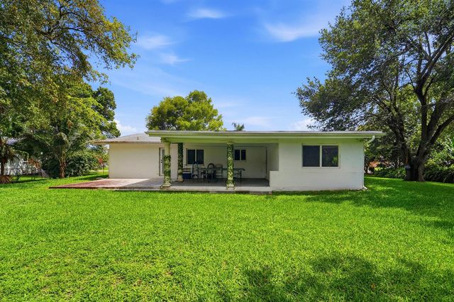 11700 NW 27th Street, Plantation, FL 33323