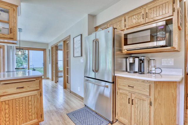 W241N5923 Goldencrest COURT, Sussex, WI 53089