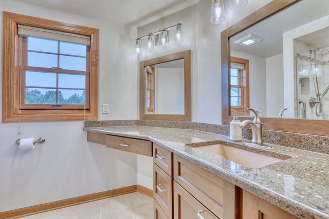 W241N5923 Goldencrest COURT, Sussex, WI 53089