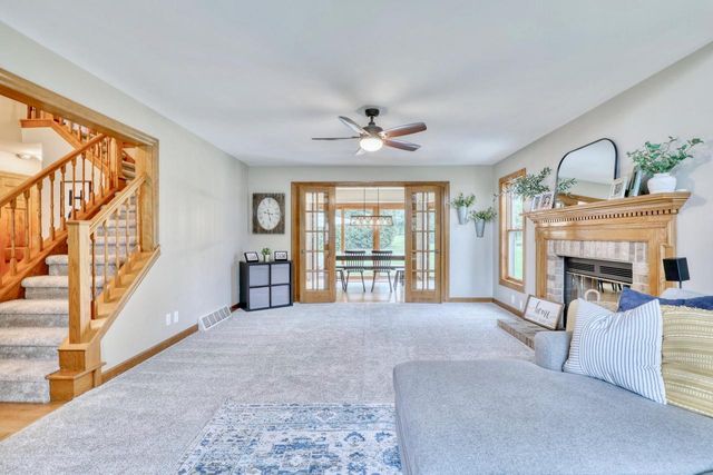 W241N5923 Goldencrest COURT, Sussex, WI 53089